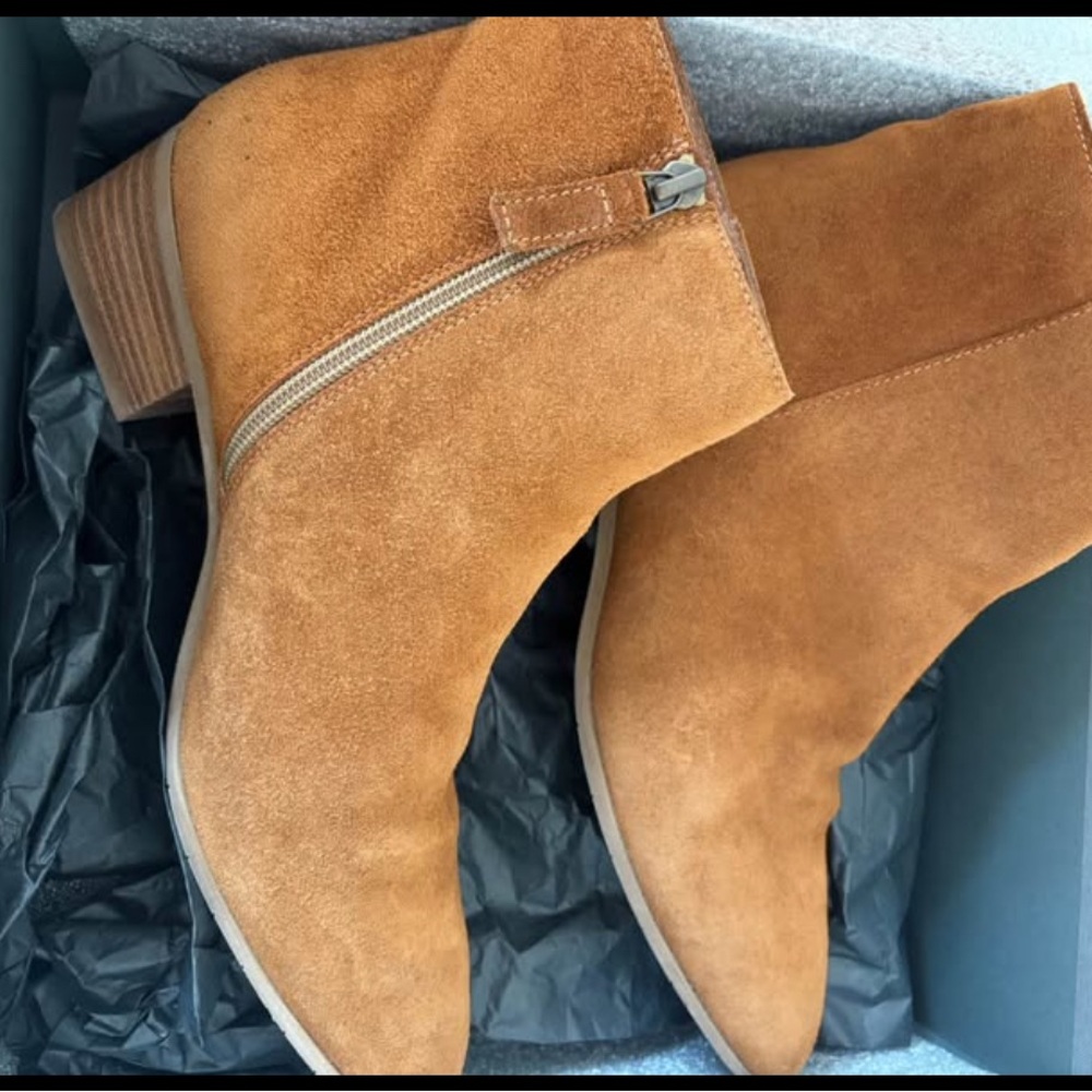 Aquatalia Tan Suede Ankle Boots